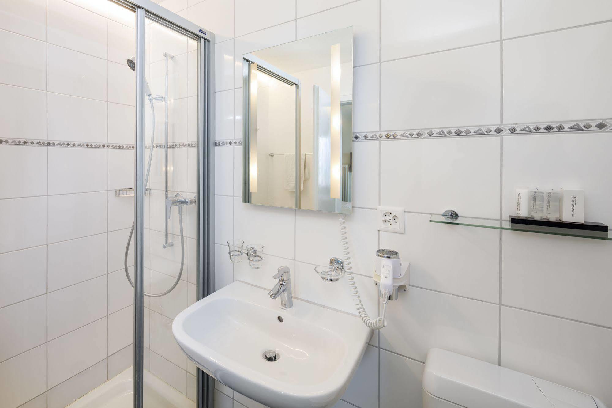 Hotel Sonnenberg Krienz Екстериор снимка